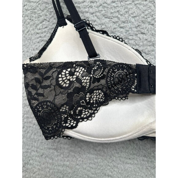 Victoria’s Secret very sexy push up Bra 34 dd - Picture 5 of 7